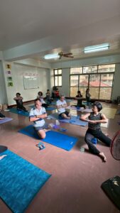 LINE_ALBUM_20251001_蜜桃臀修復術_251006_29